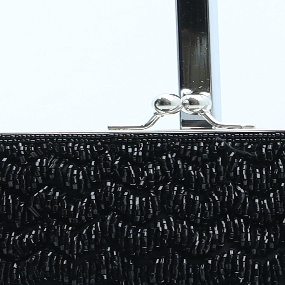 Preworn Womens Black Polyester Clutch Size Small