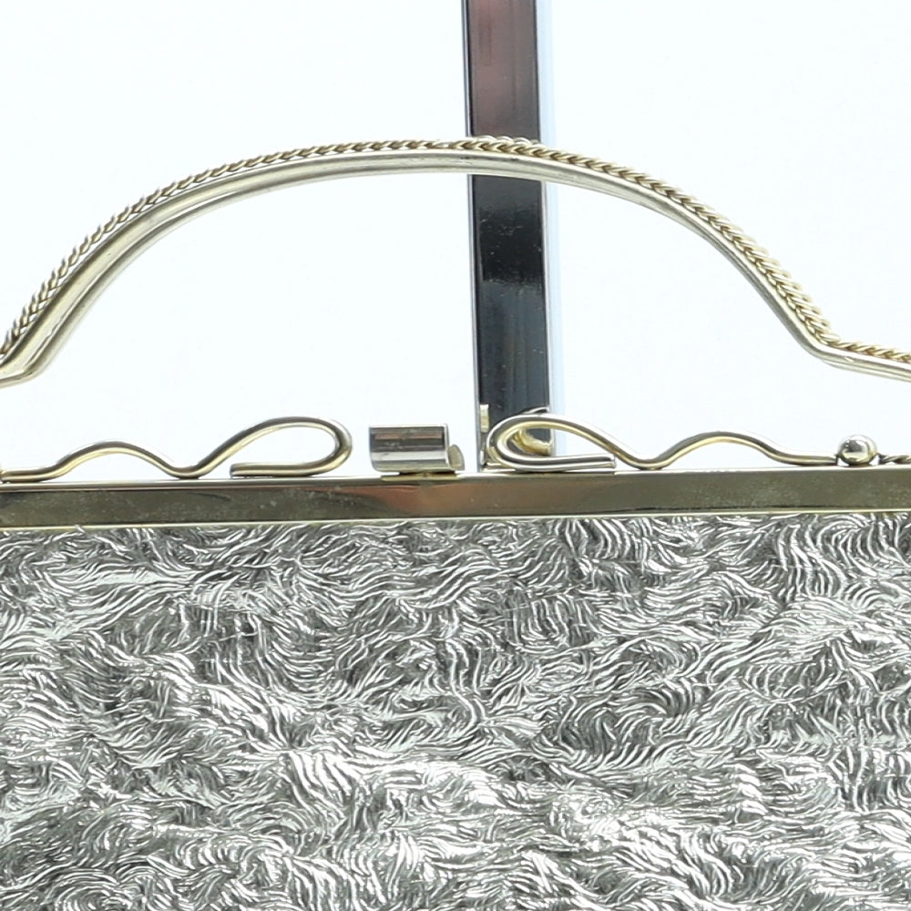 Preworn Womens Gold Polyester Clutch Size Small