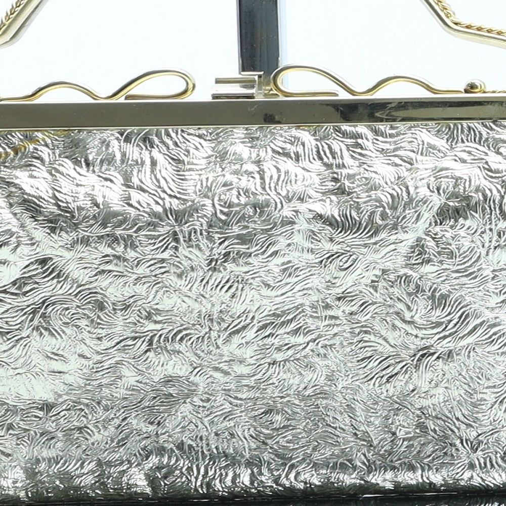 Preworn Womens Gold Polyester Clutch Size Small