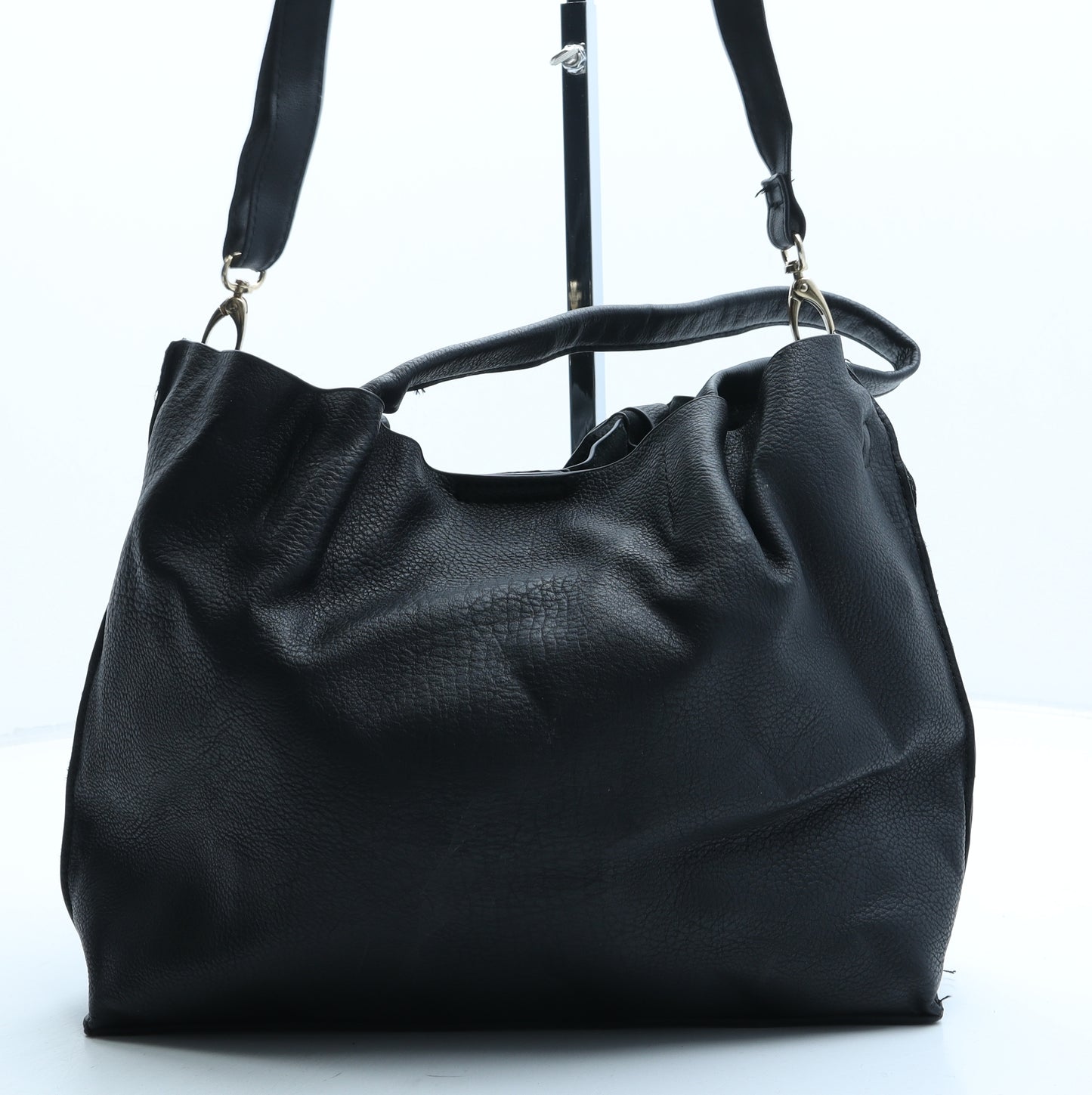 Preworn Womens Black Polyurethane Hobo Bag Size Medium
