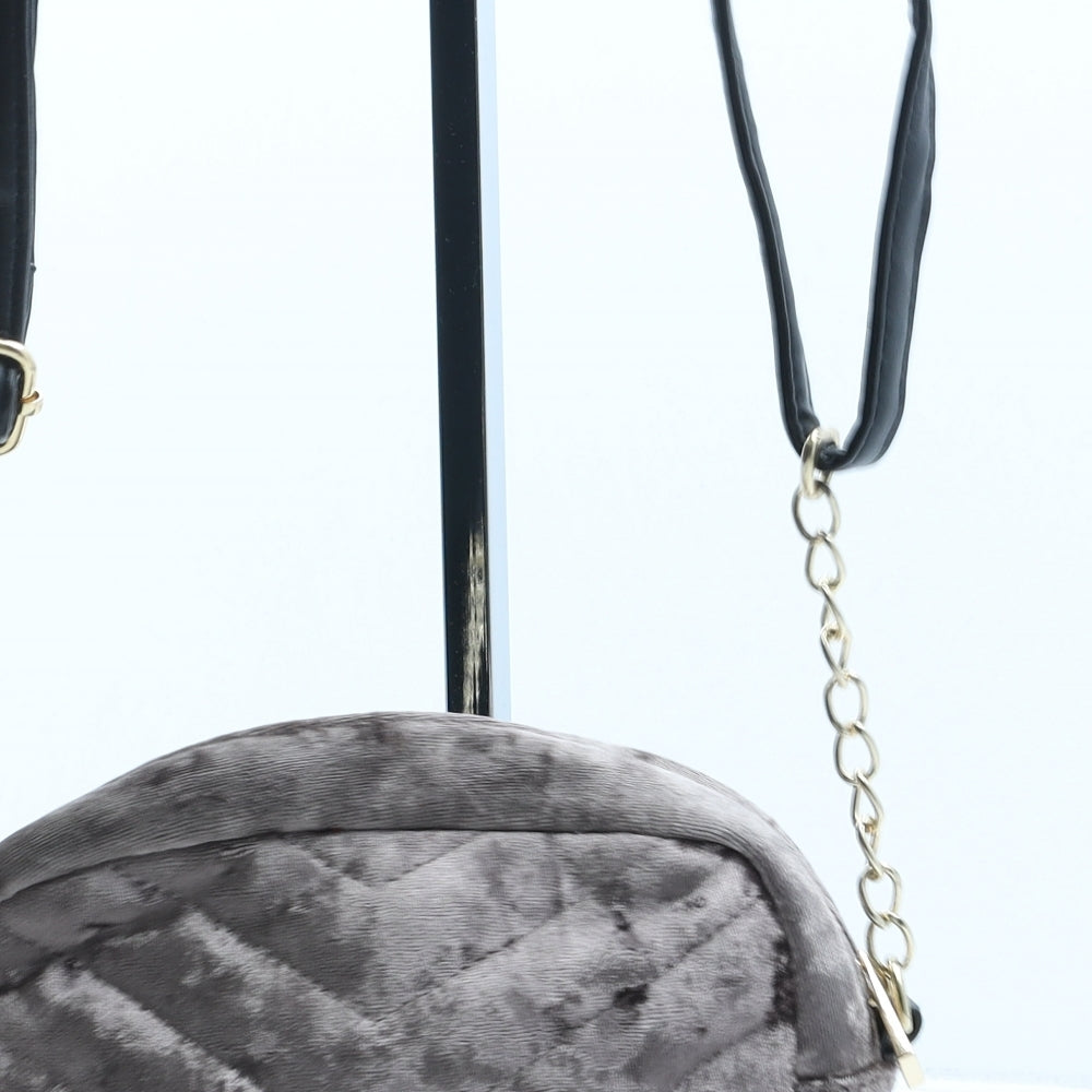 Preworn Womens Brown Polyester Shoulder Bag Size Small