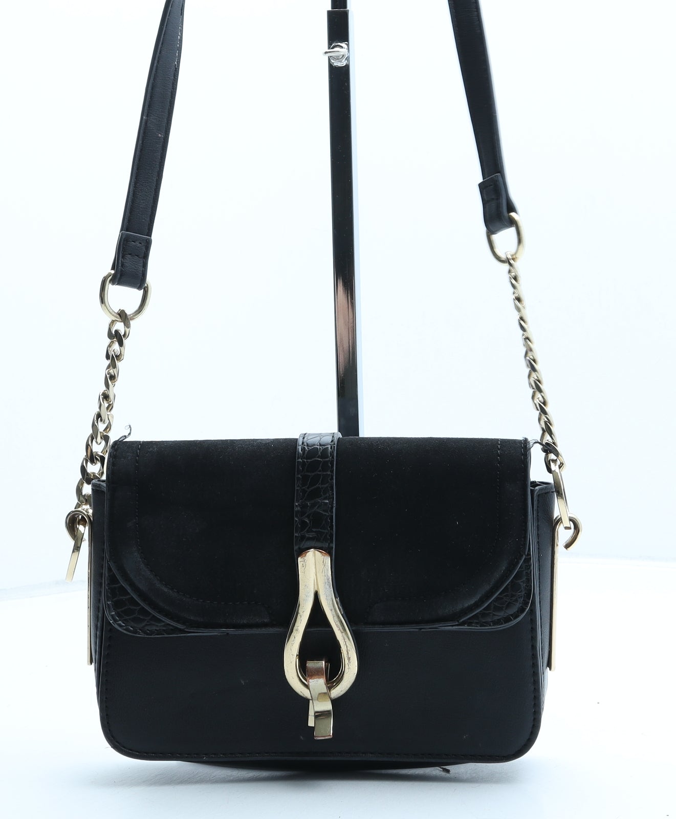 Preworn Womens Black Polyurethane Crossbody Size Small