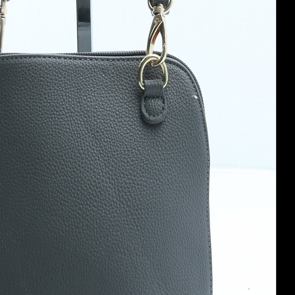 Preworn Womens Grey Polyurethane Crossbody Size Small
