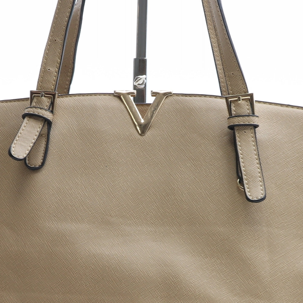 Preworn Womens Beige Solid PVC Shoulder Bag Size Large