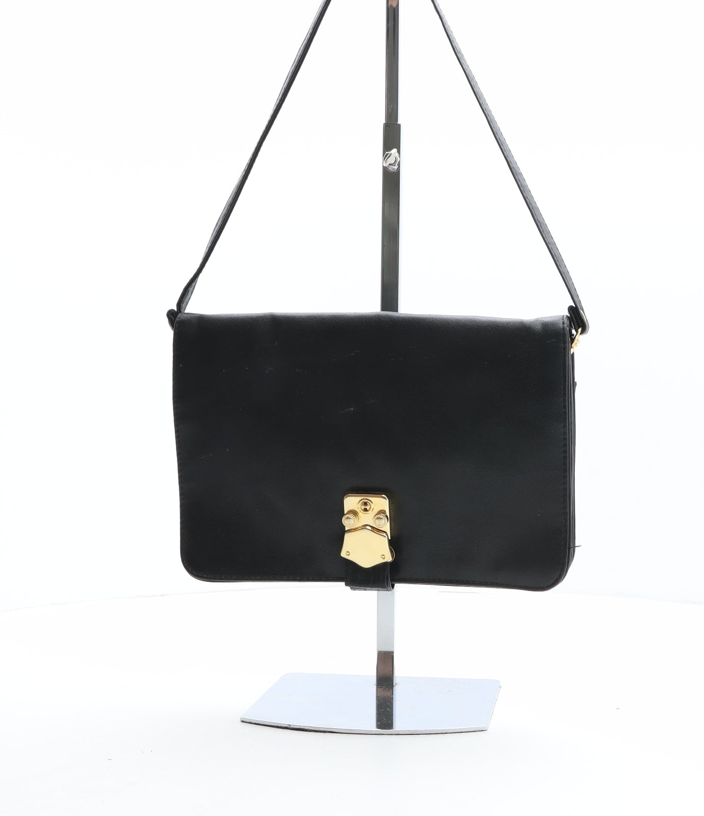Preworn Womens Black Solid Polyurethane Crossbody Size Small