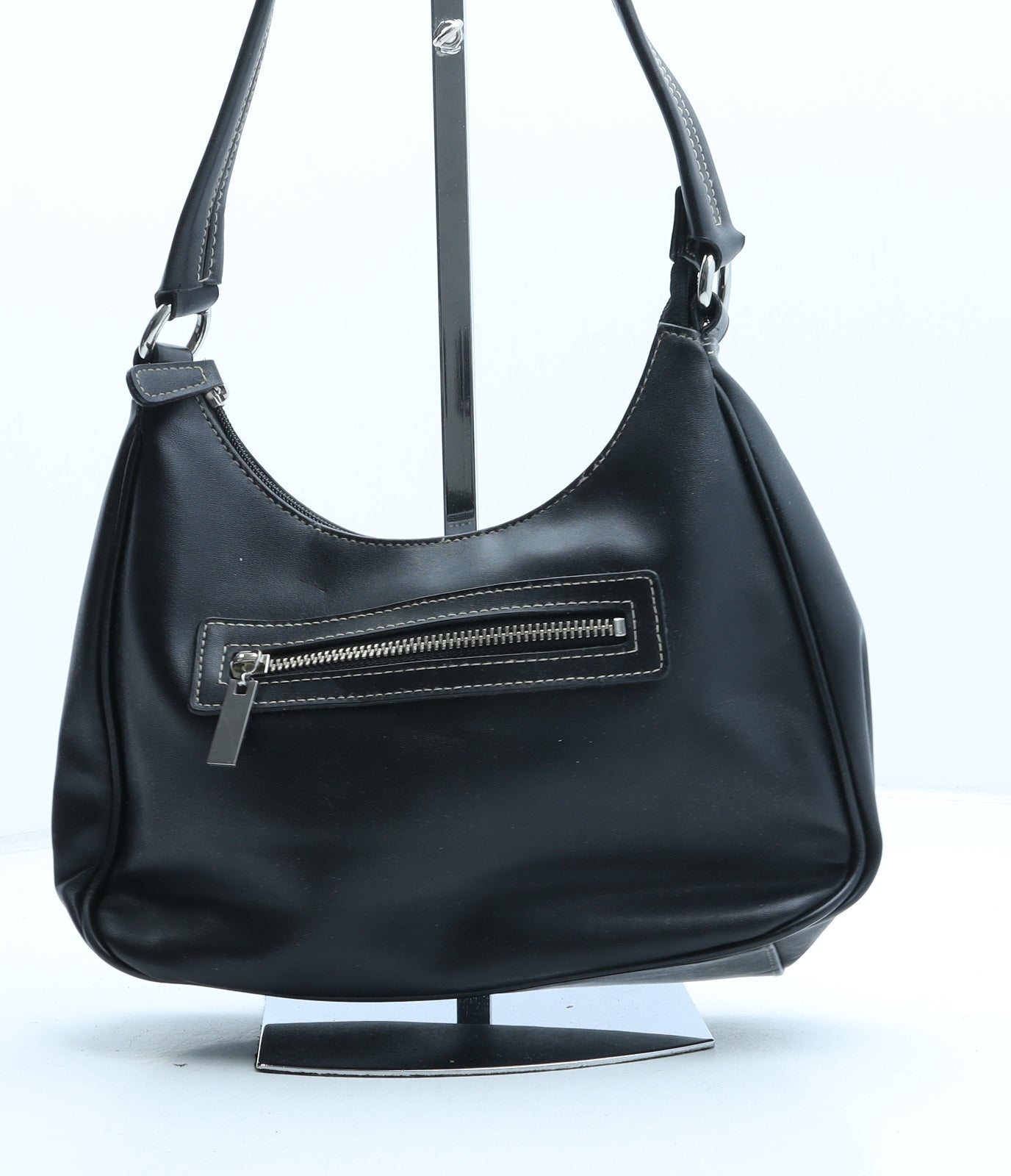 Preworn Womens Black Polyurethane Shoulder Bag Size Small