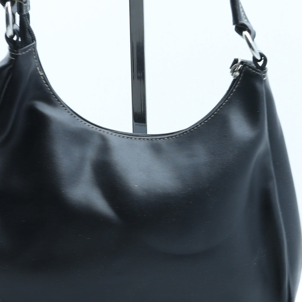 Preworn Womens Black Polyurethane Shoulder Bag Size Small