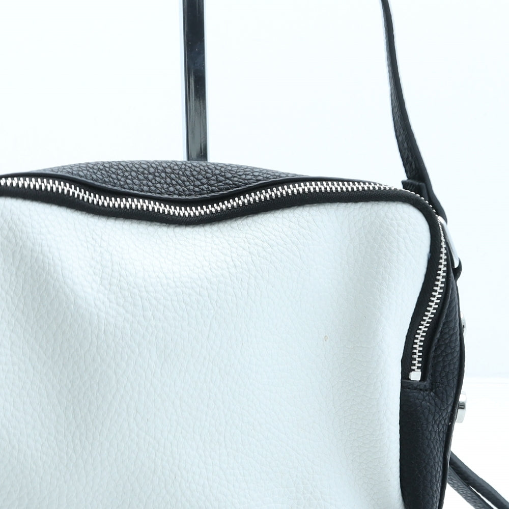 Marks and Spencer Womens White Colorblock Polyurethane Crossbody Size Small