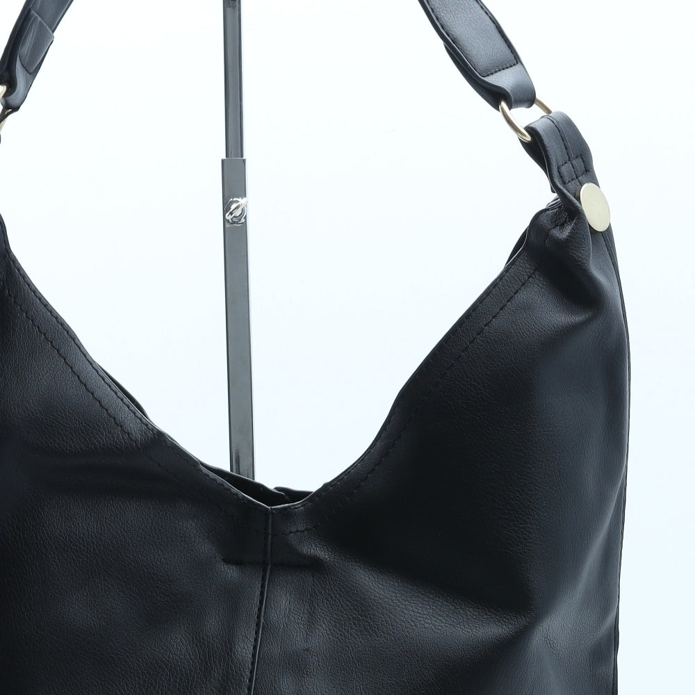 Preworn Womens Black Polyurethane Shoulder Bag Size Small