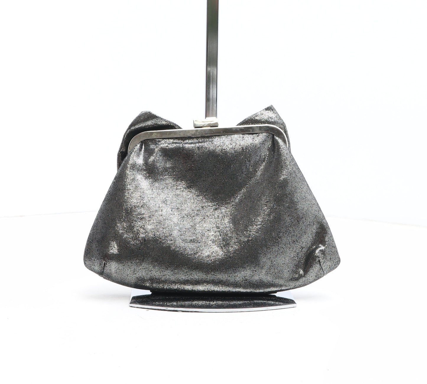 Preworn Womens Silver Solid Polyester Clutch Size Small
