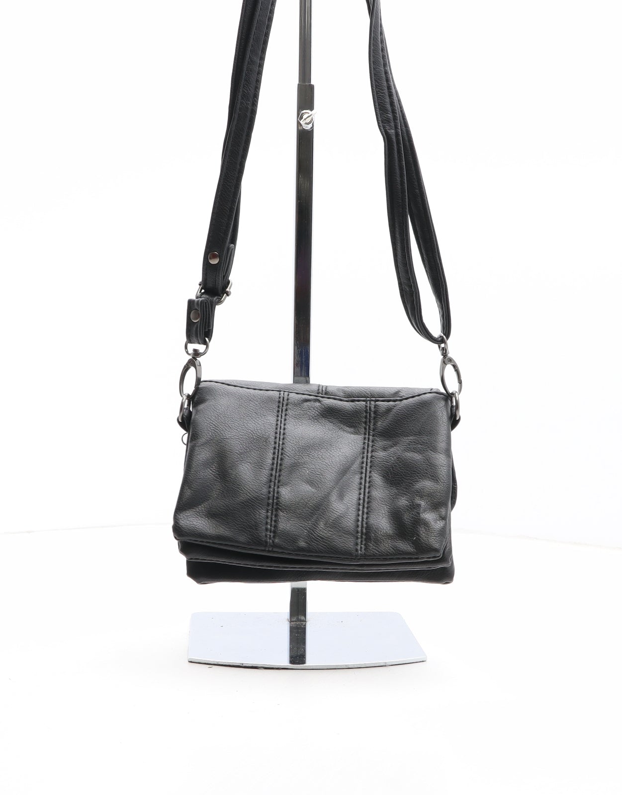 Fleur Womens Black Solid Polyurethane Crossbody Size Mini