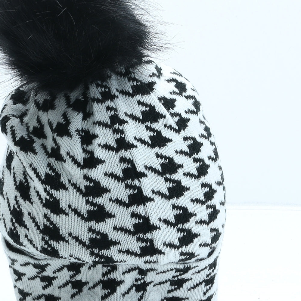 Studio Womens White Houndstooth Acrylic Bobble Hat One Size