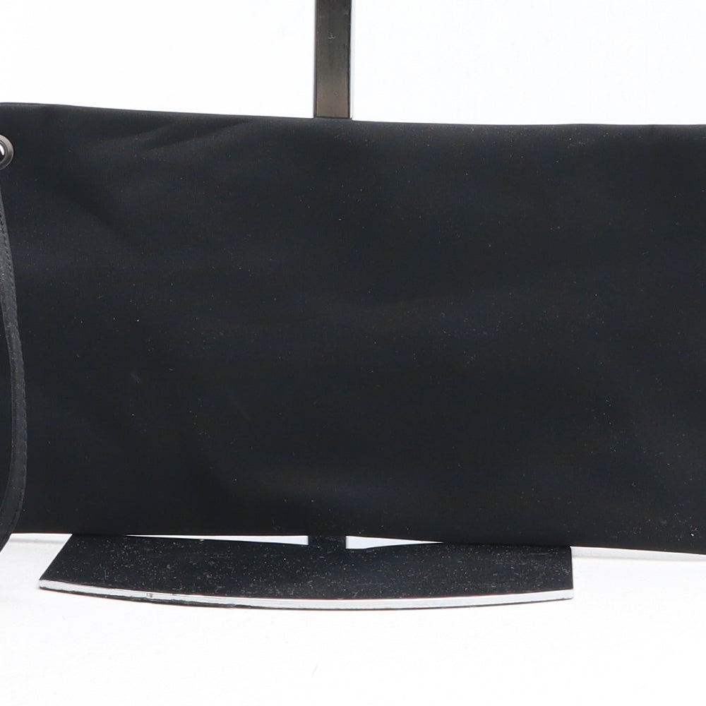 Preworn Womens Black Polyester Clutch Size Small