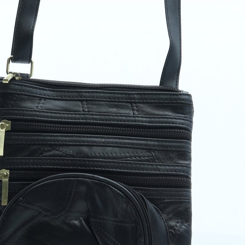 Preworn Womens Black Leather Crossbody Size Small - Bag Depth 1cm