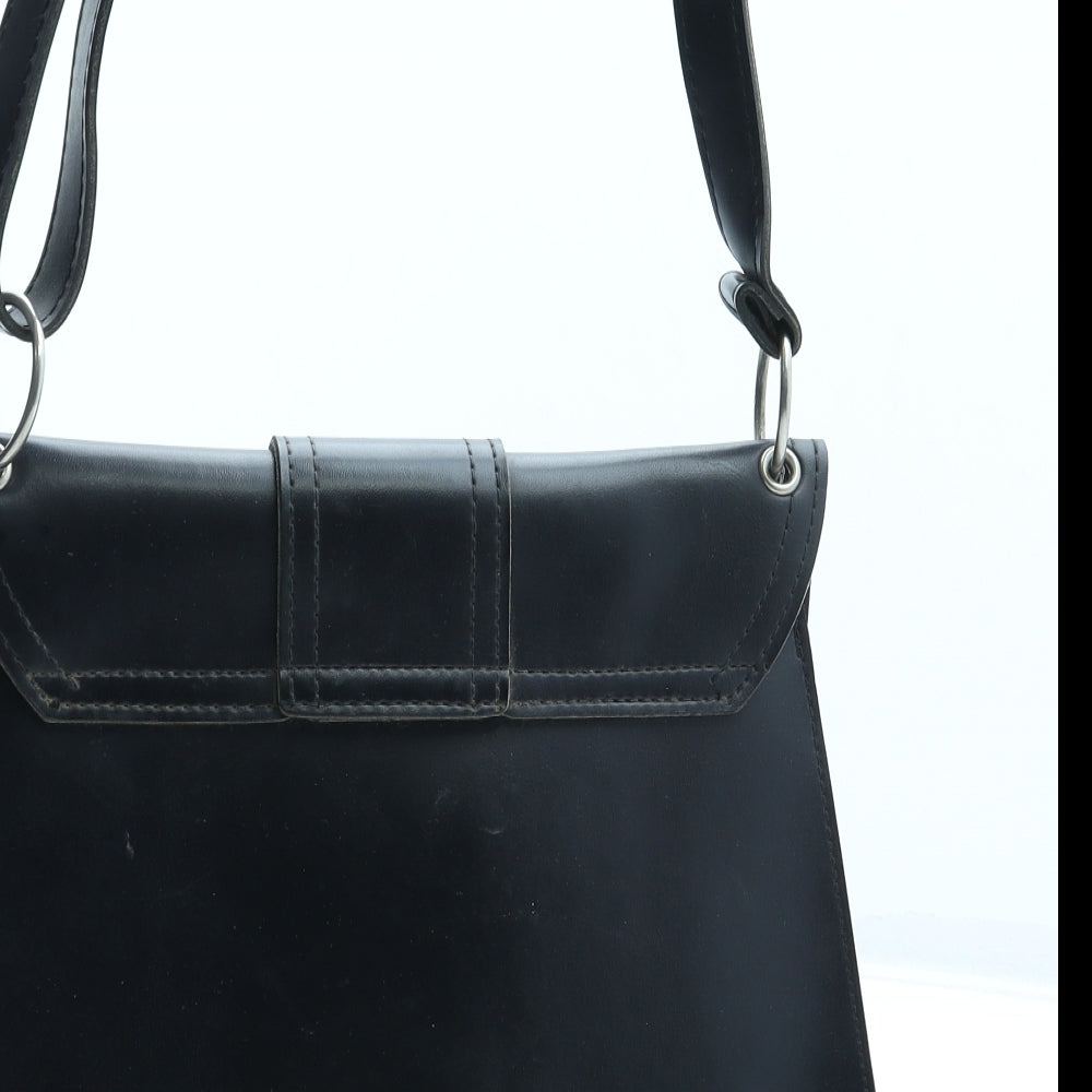 St Michael Womens Black Leather Shoulder Bag Size Small - Bag Depth 1cm