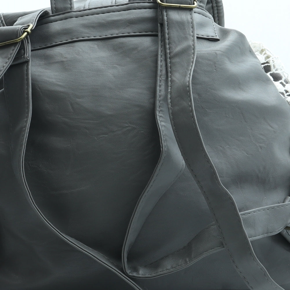 Claires Womens White Floral Cotton Backpack Size Large