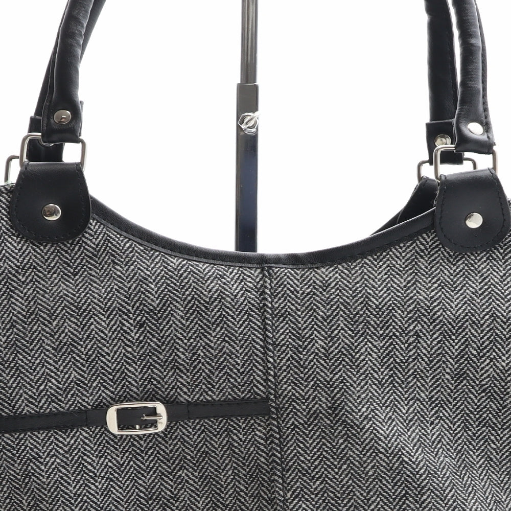 Preworn Womens Grey Herringbone Polyester Shoulder Bag Size Medium - Purse included