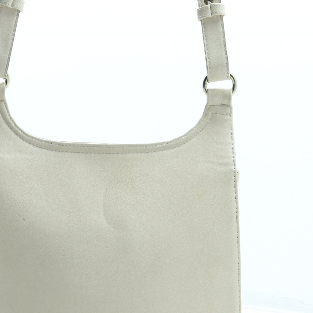 FOREVER 21 Womens Beige Polyurethane Shoulder Bag Size Small