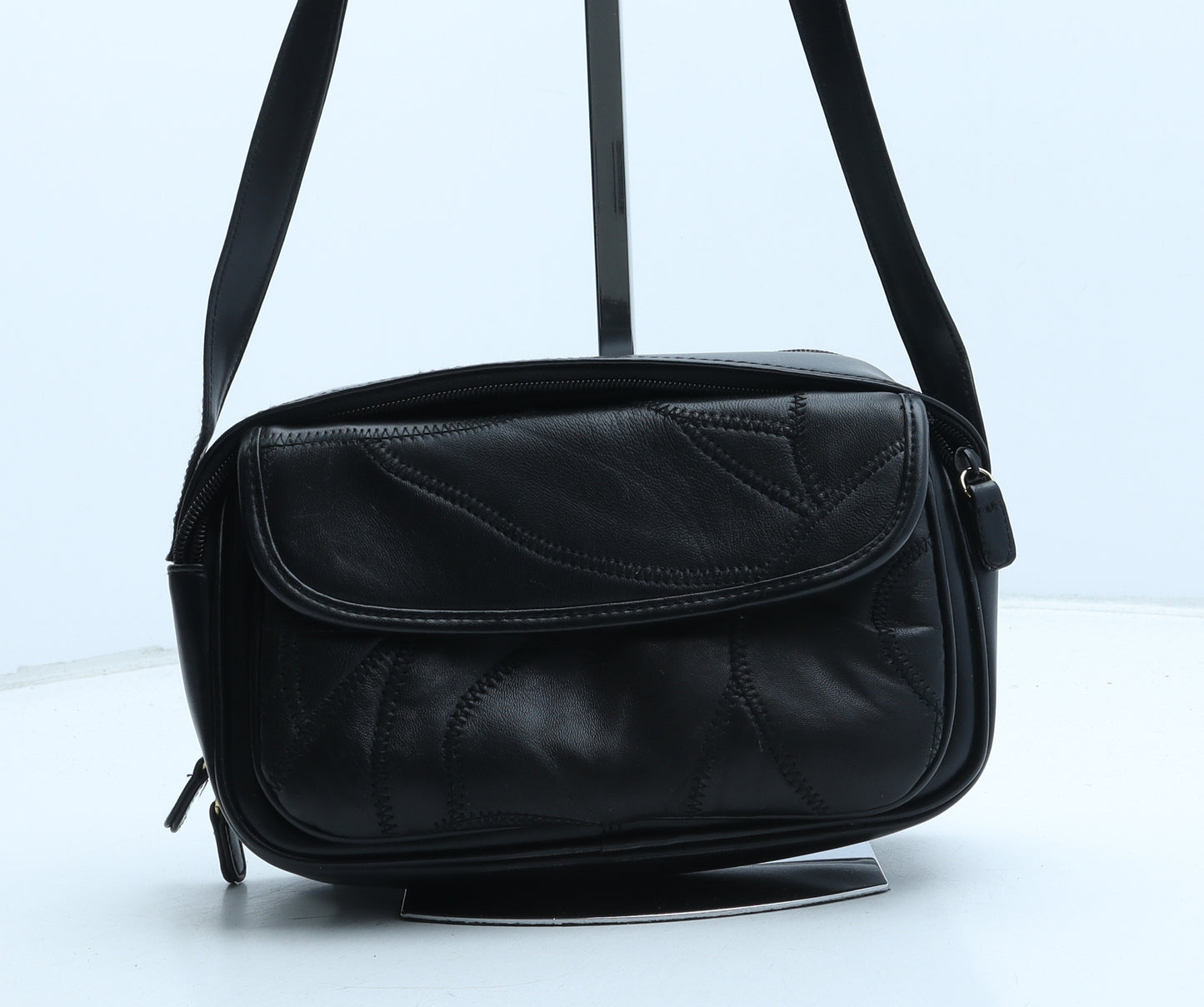 Berkertex Womens Black Leather Crossbody Size Small