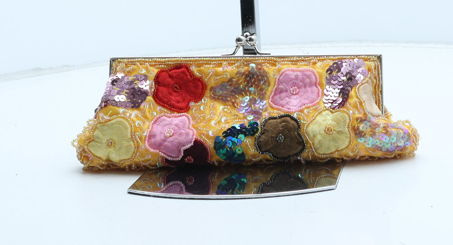 Preworn Womens Yellow Floral Polyester Clutch Size Small