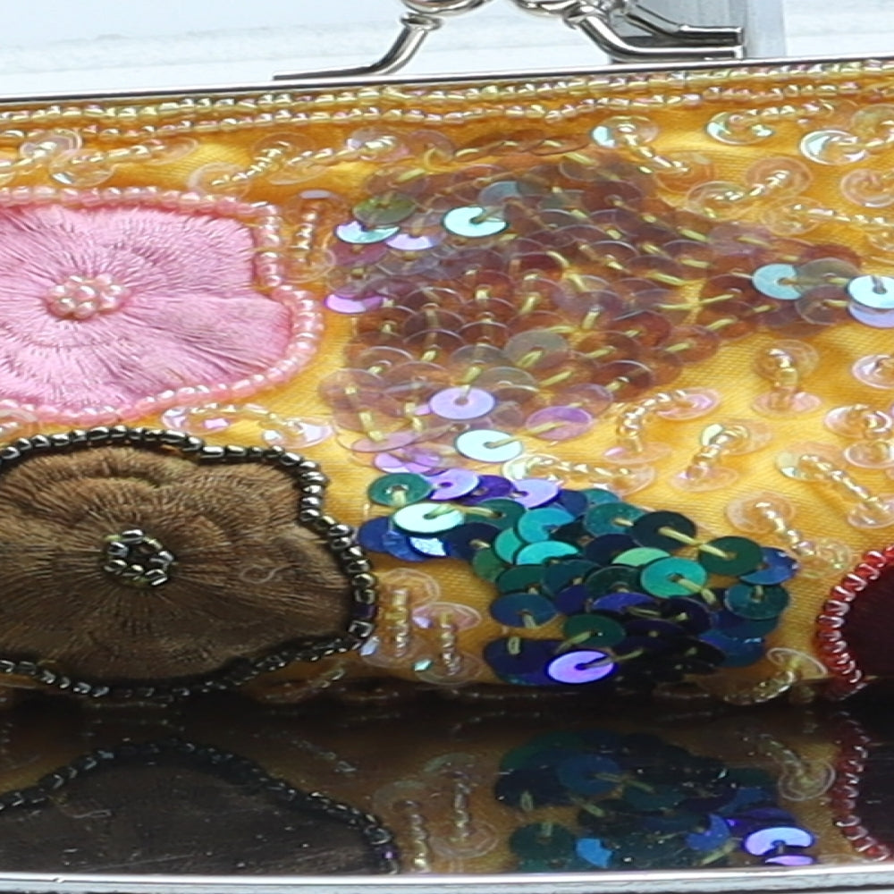 Preworn Womens Yellow Floral Polyester Clutch Size Small