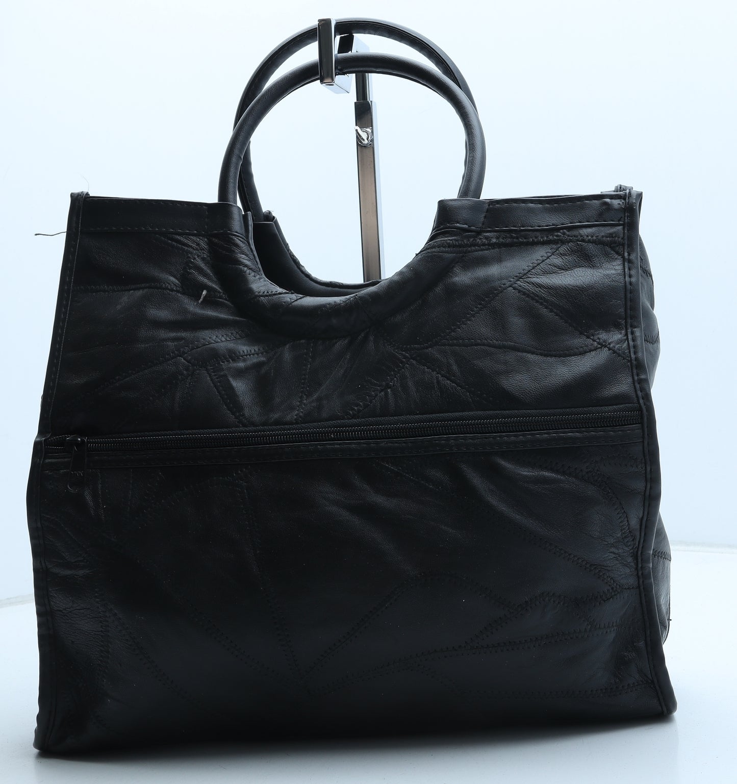 Preworn Womens Black Polyurethane Top Handle Bag Size Medium