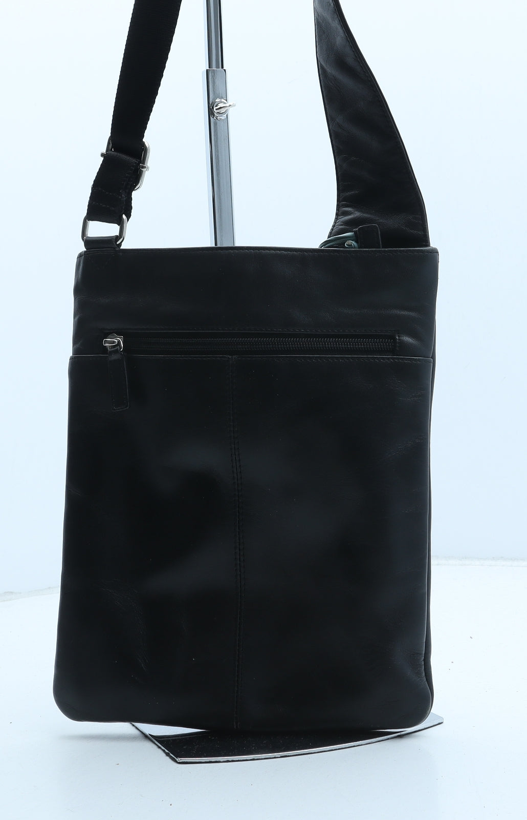 Radley Womens Black Leather Crossbody Size Medium