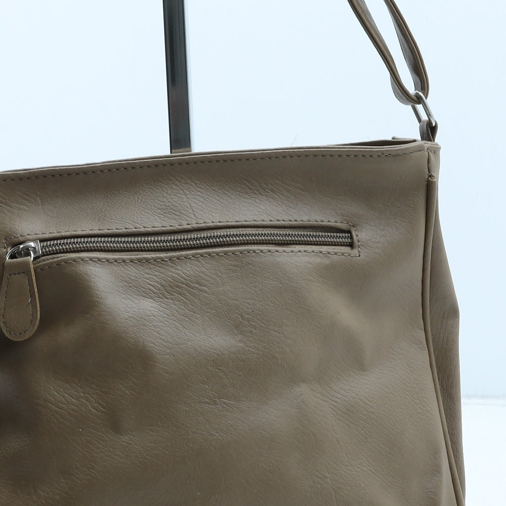 Preworn Womens Brown Polyurethane Crossbody Size Medium