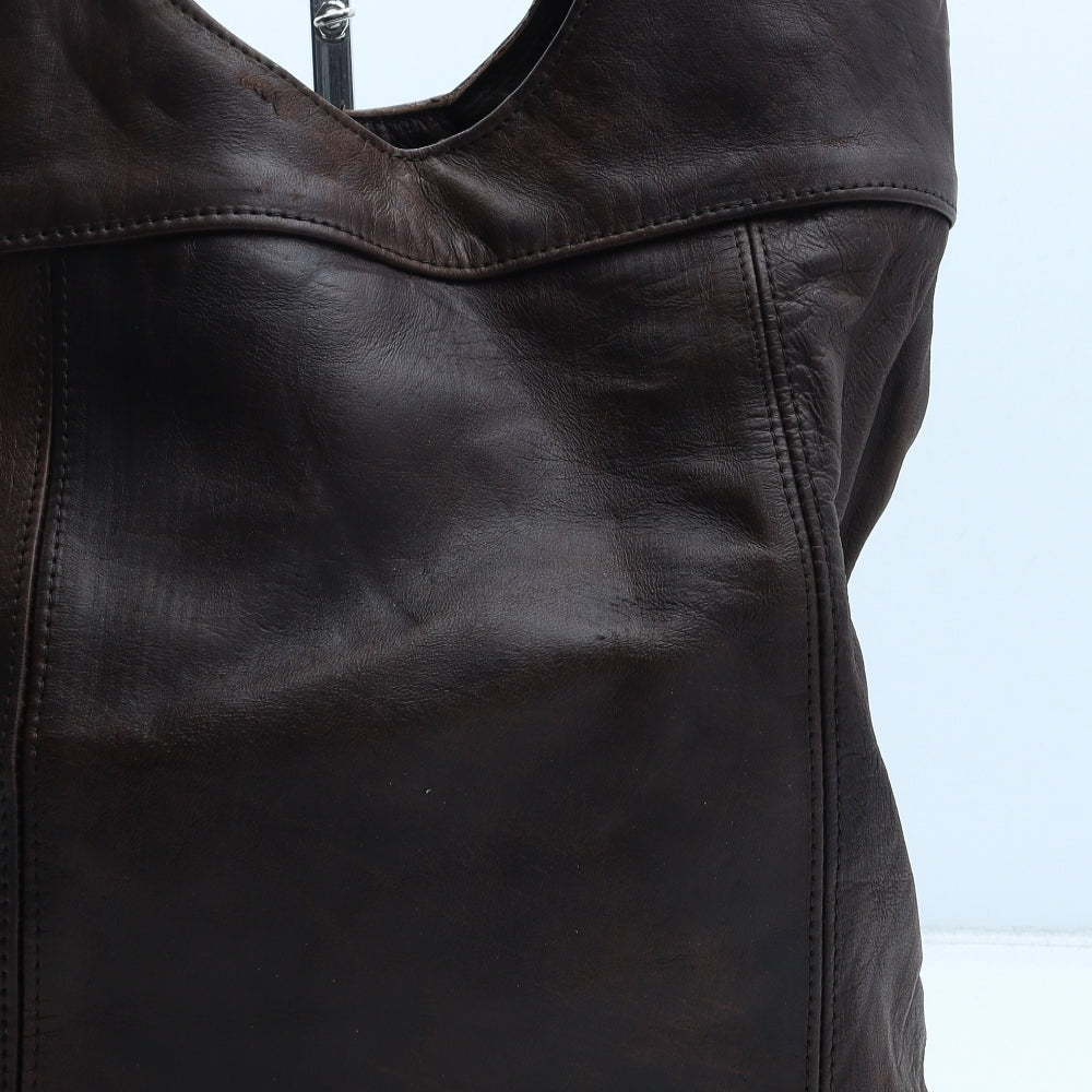 Preworn Womens Brown Leather Top Handle Bag Size Large