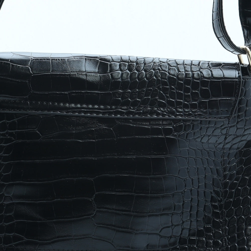 Preworn Womens Black PVC Crossbody Size Small - Croc Texture