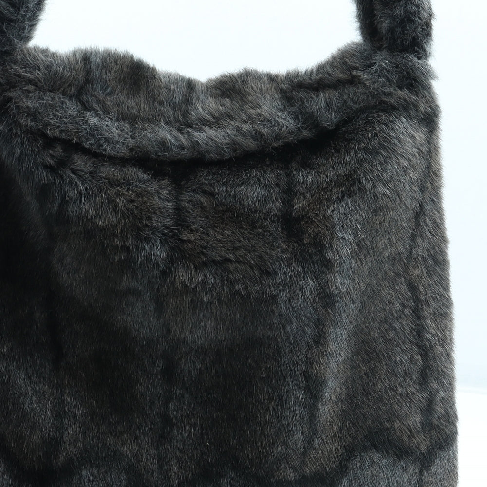 Debenhams Womens Grey Acrylic Shoulder Bag Size Medium - Faux Fur