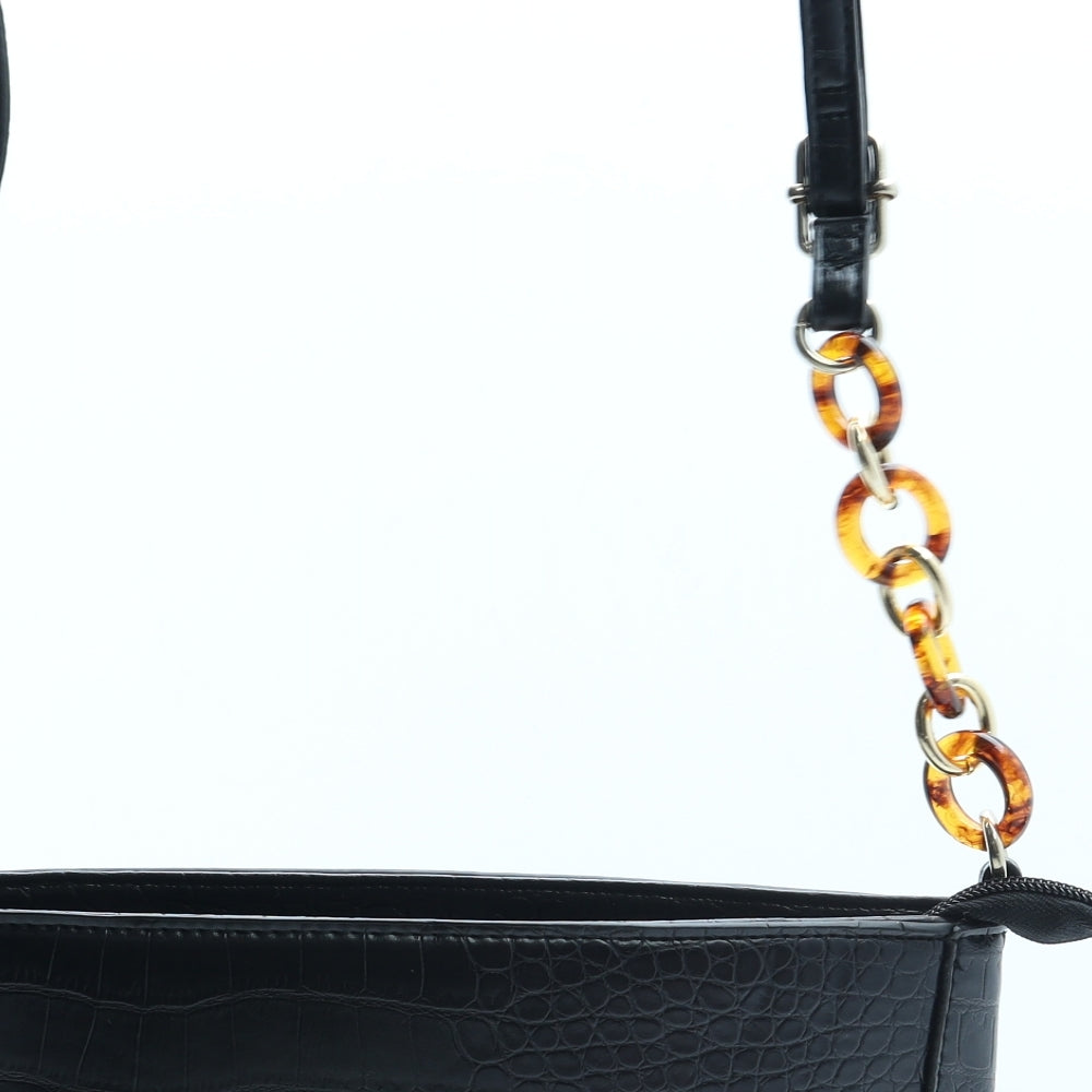 F&F Womens Black Polyurethane Crossbody Size Small - Chain Detail