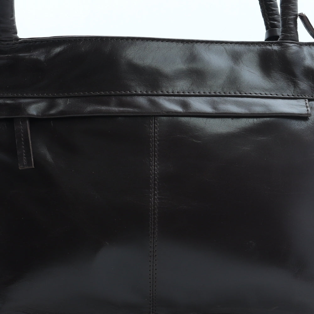 Taurus Womens Brown Leather Tote Size Medium