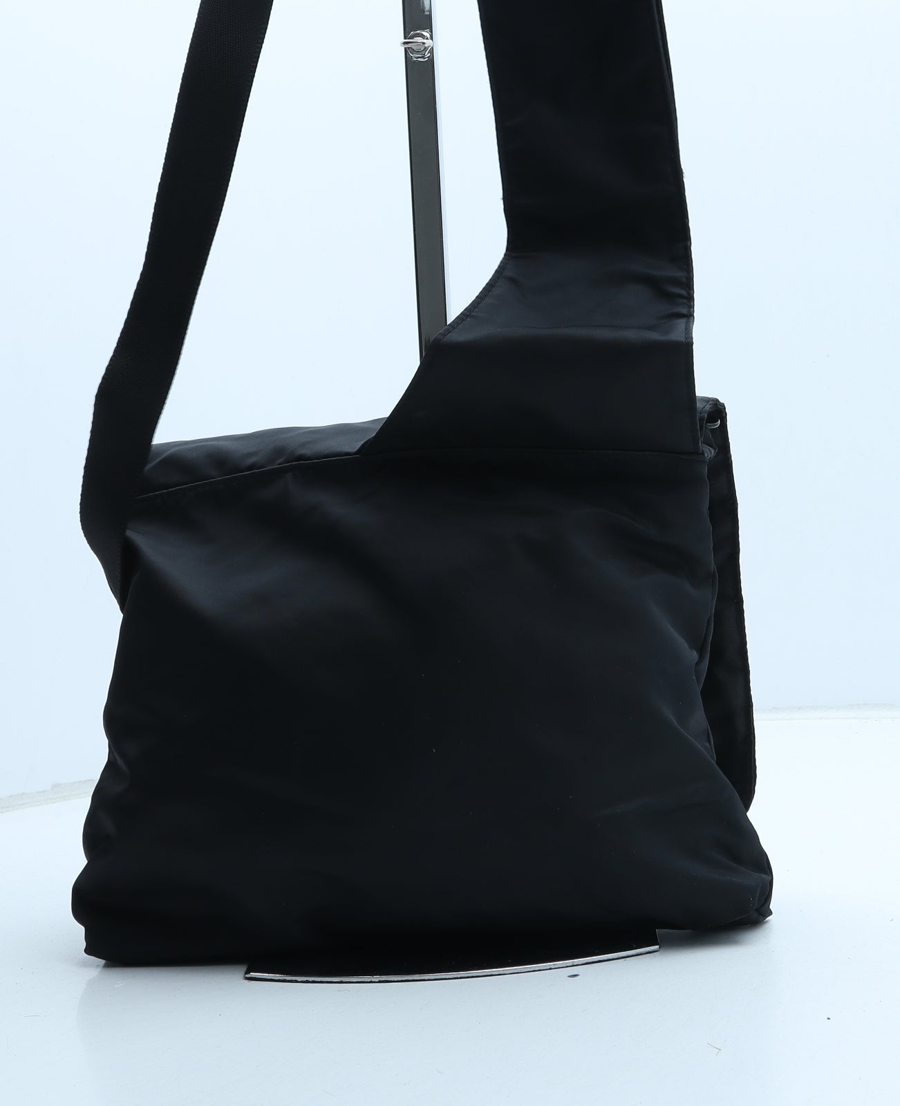 Preworn Womens Black Polyester Crossbody Size Medium