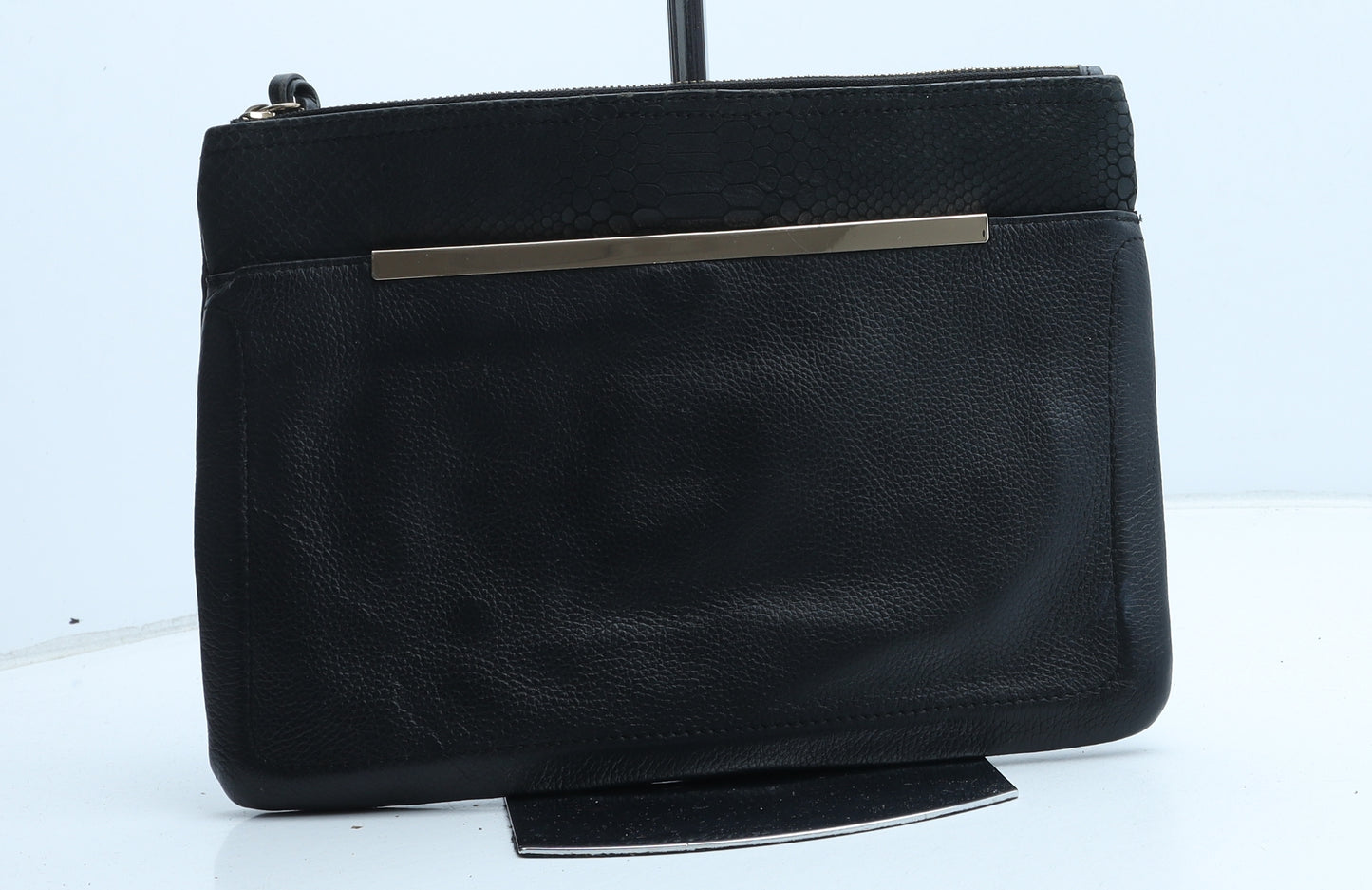 New Look Womens Black Leather Clutch Size Medium - Snake Print