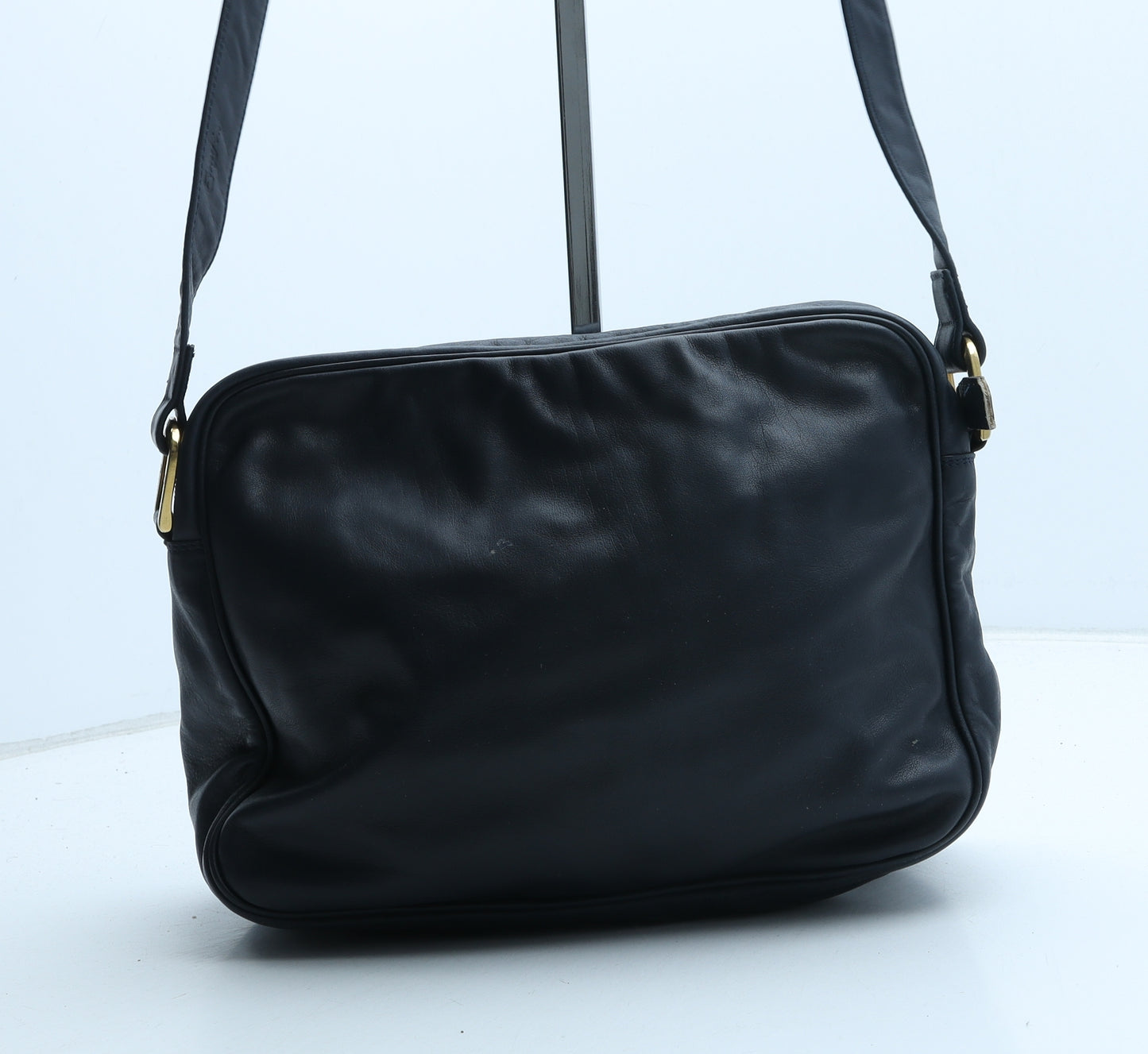 Enny In Womens Blue Leather Crossbody Size Medium