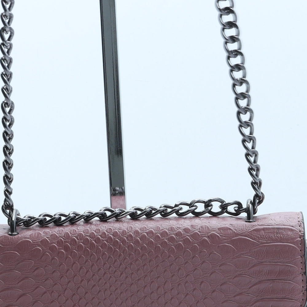 Preworn Womens Pink Polyurethane Crossbody Size Small - Croc Texture