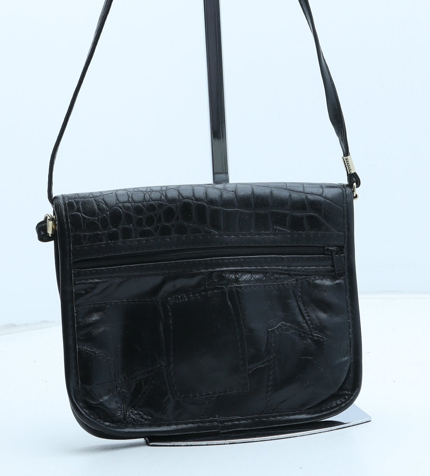 Guinis Womens Black Leather Crossbody Size Small - Croc Texture