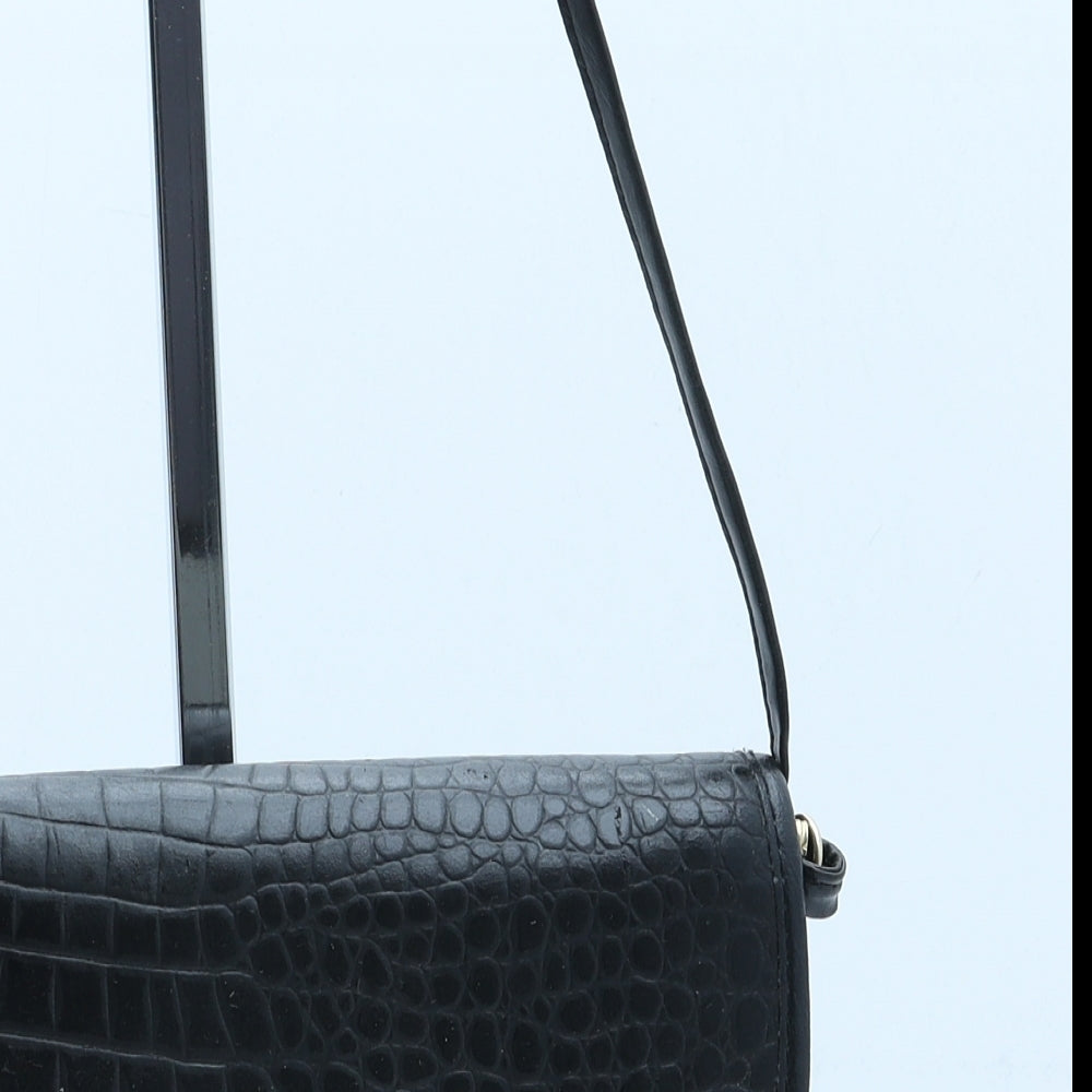 Guinis Womens Black Leather Crossbody Size Small - Croc Texture