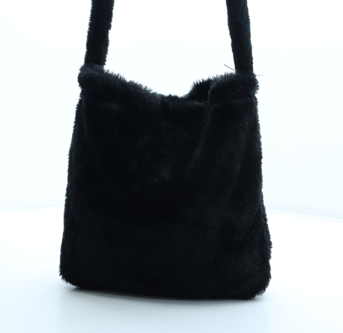 Preworn Womens Black Polyester Shoulder Bag Size Small - Faux Fur