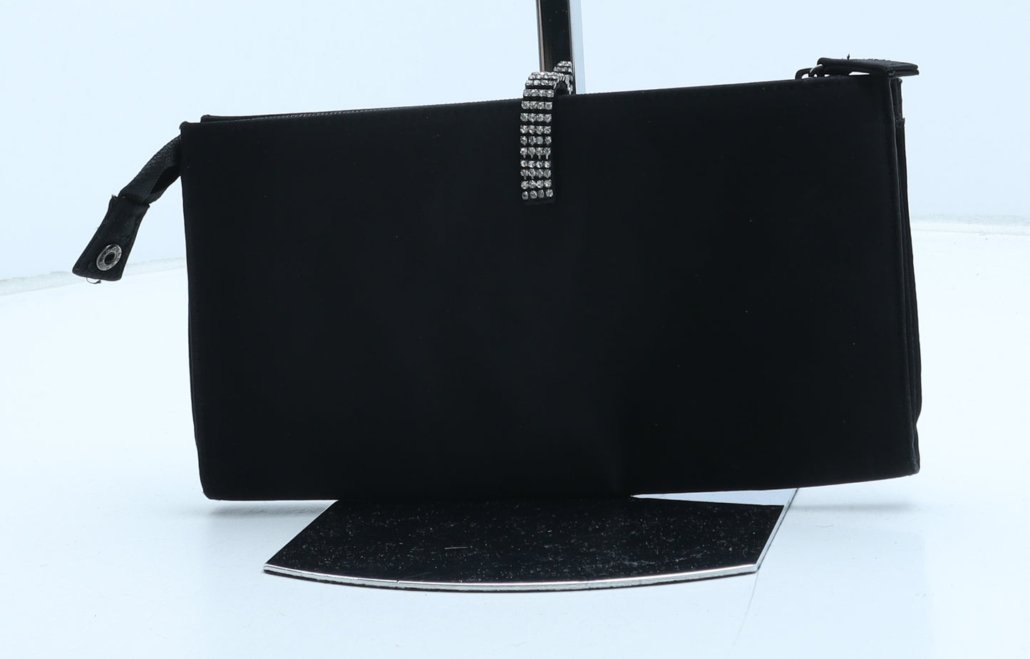 Preworn Womens Black Polyurethane Clutch Size Medium