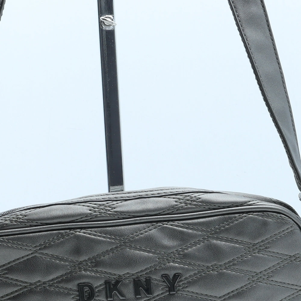DKNY Womens Grey Polyurethane Crossbody Size Medium
