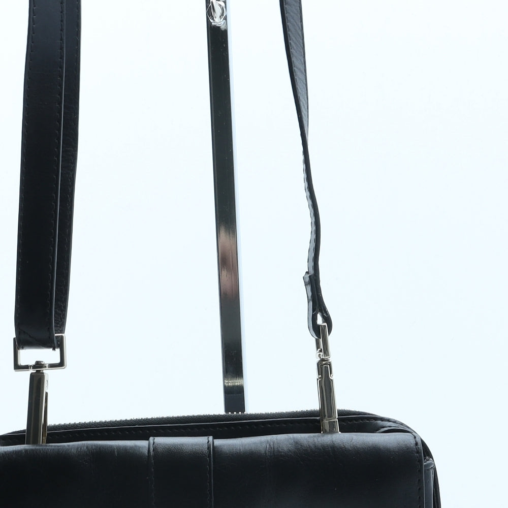 Preworn Womens Black Polyurethane Crossbody Size Small