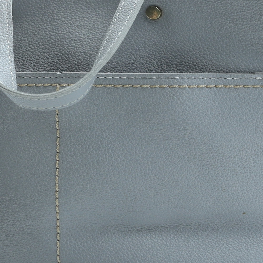 Preworn Womens Grey Polyurethane Top Handle Bag Size Small