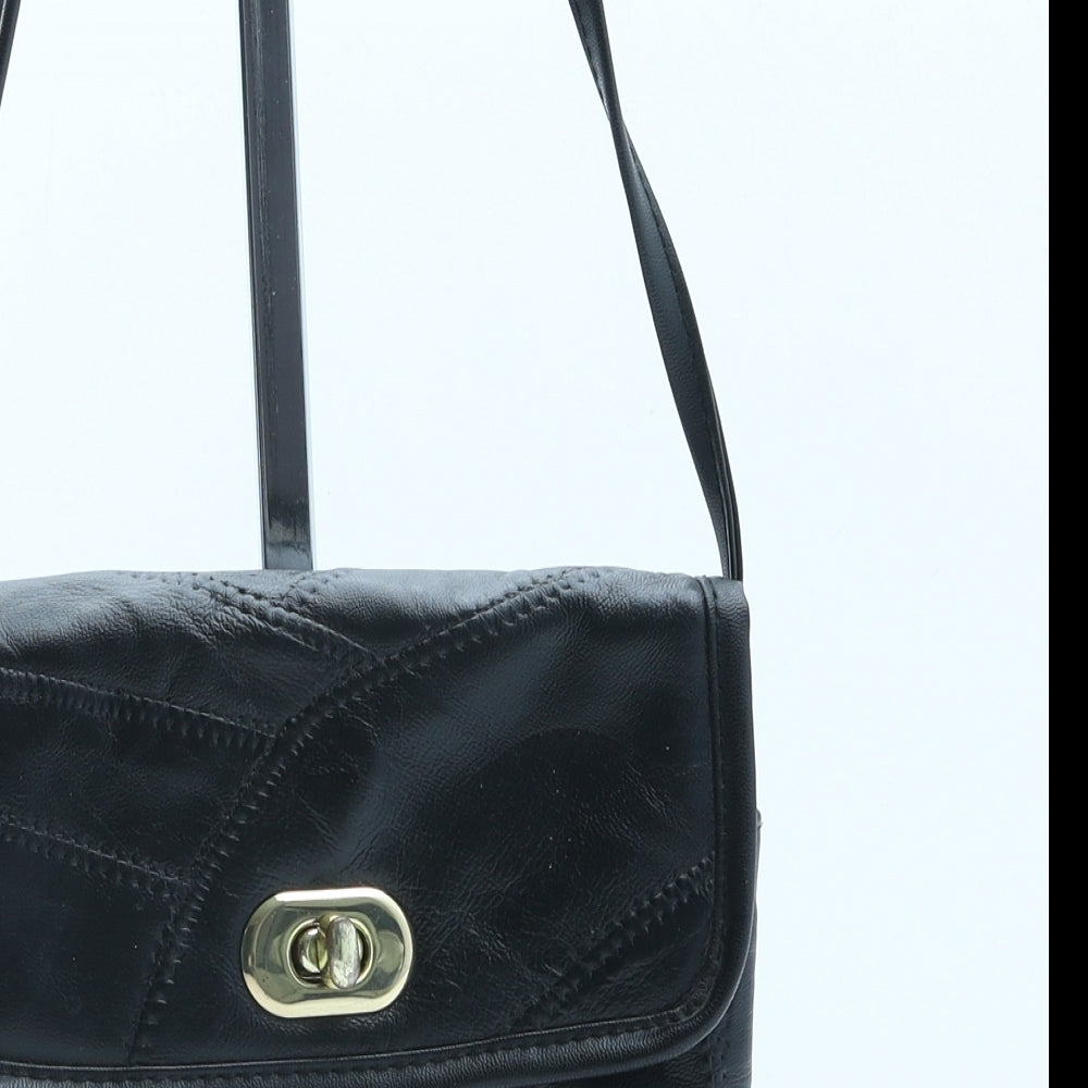 Preworn Womens Black PVC Crossbody Size Small