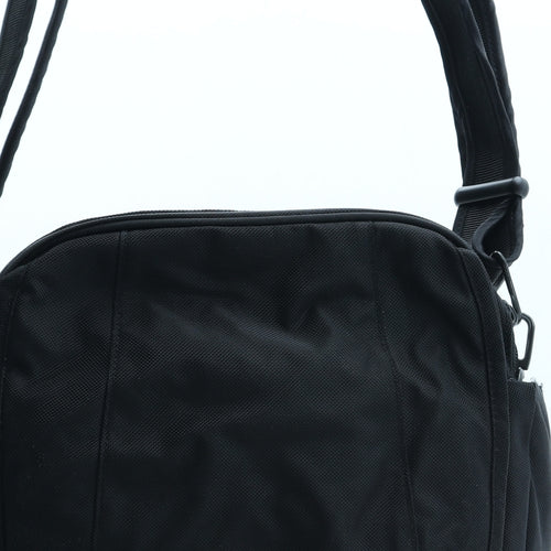 Preworn Mens Black Polyester Crossbody Size Medium