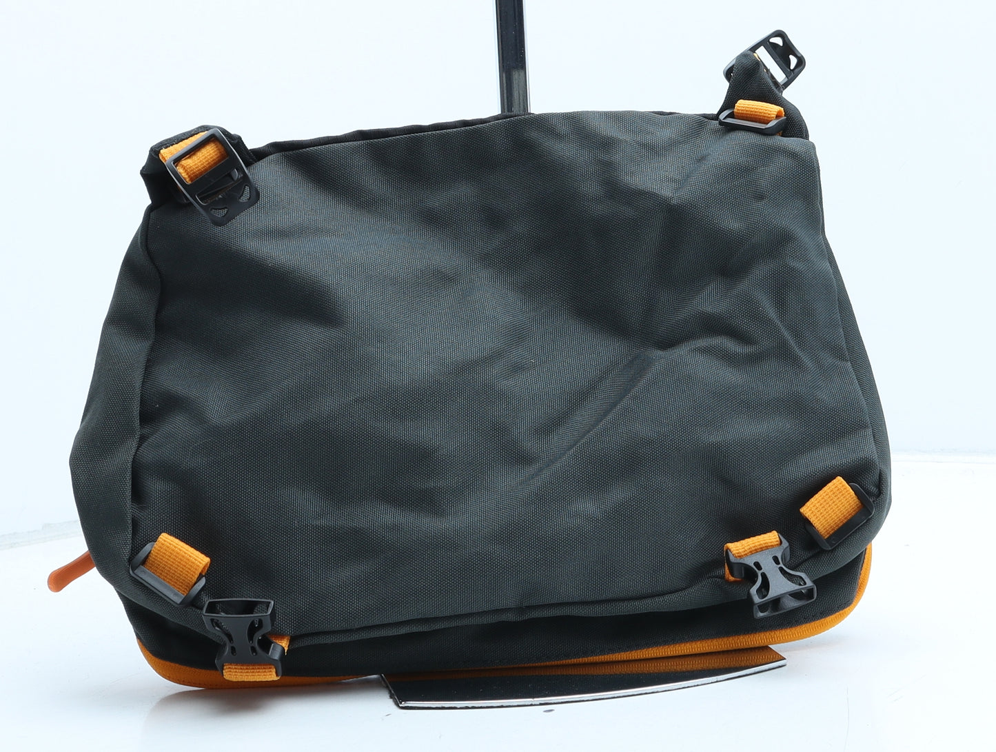 Preworn Mens Black Polyester Belt Bag & Waist Pack Size Medium