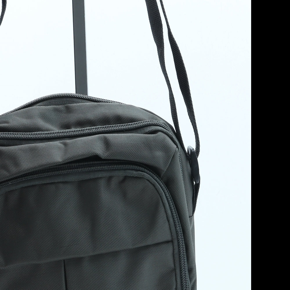 Mas Man Mens Green Polyester Crossbody Size Medium