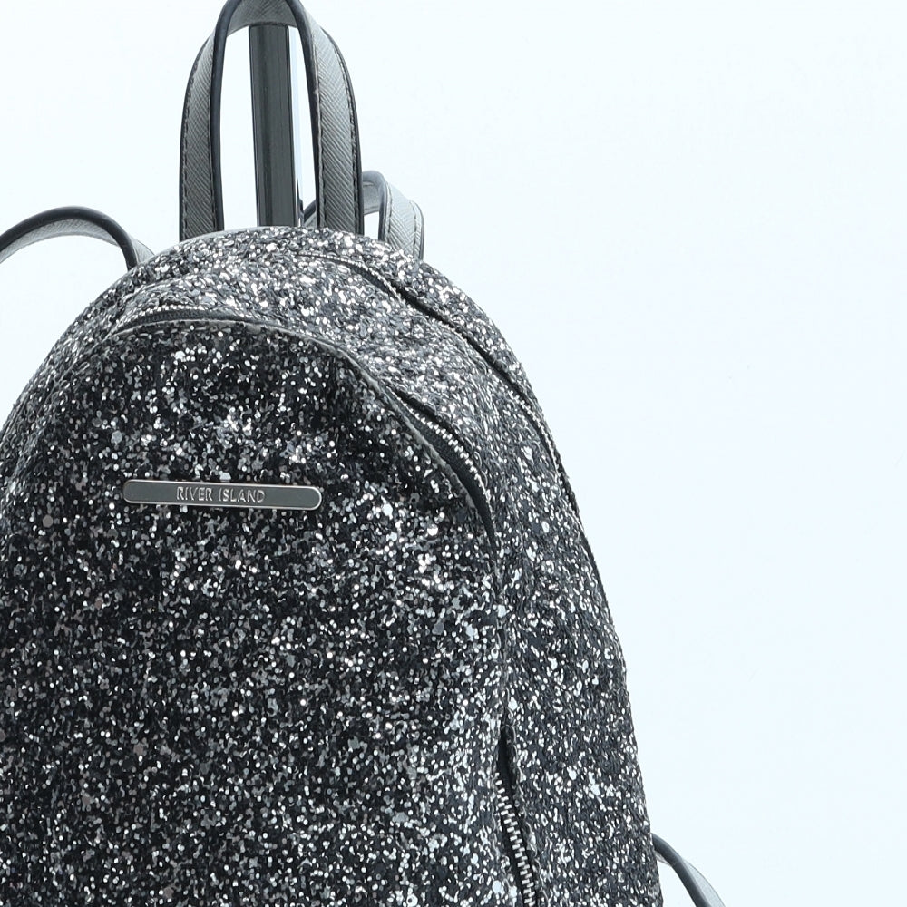 River Island Girls Silver Polyurethane Backpack Size Small Zip