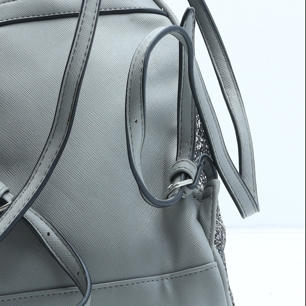 River Island Girls Silver Polyurethane Backpack Size Small Zip